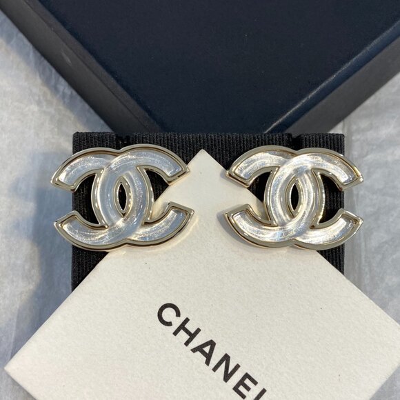 Auth CHANEL Metal Resin Earrings 25SS - Picture 1 of 5